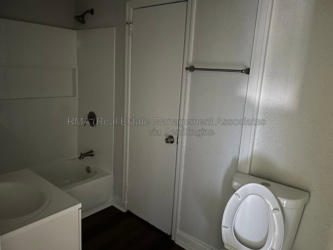 Photo - 1321 Drewery Ave Unit A