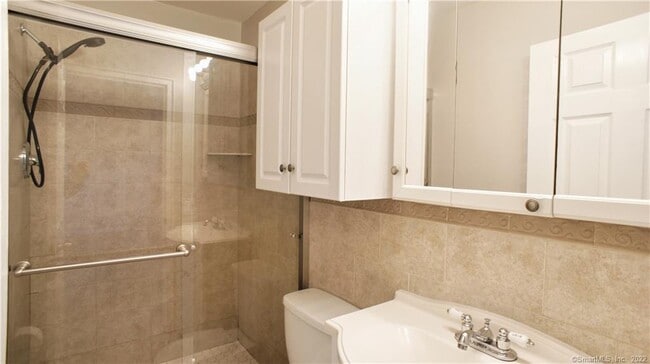 Photo - 25 Maple St Unidad 7