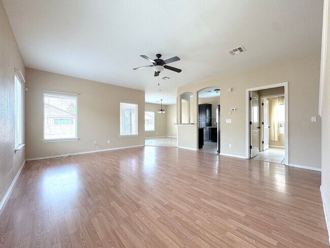 Photo - Sandstone Ranch Estates 4Bed/2.5bath Refrig A/C!