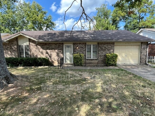 Building Photo - 6324 Woodgreen Dr Rental