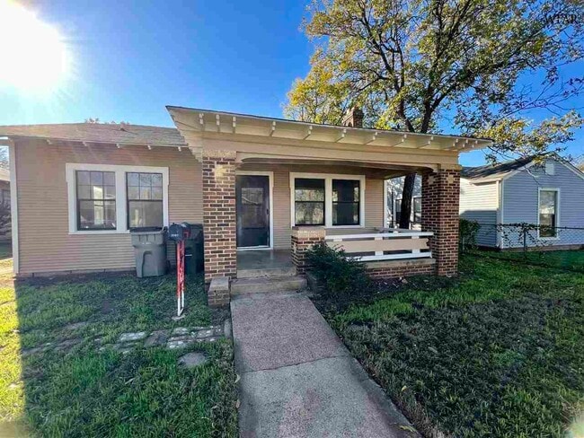 Photo - 3107 Hollywood Ave
