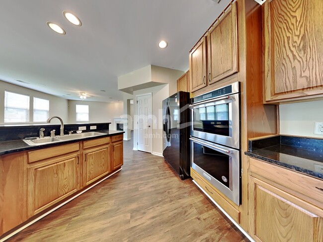 Photo - 1306 Song Sparrow Way