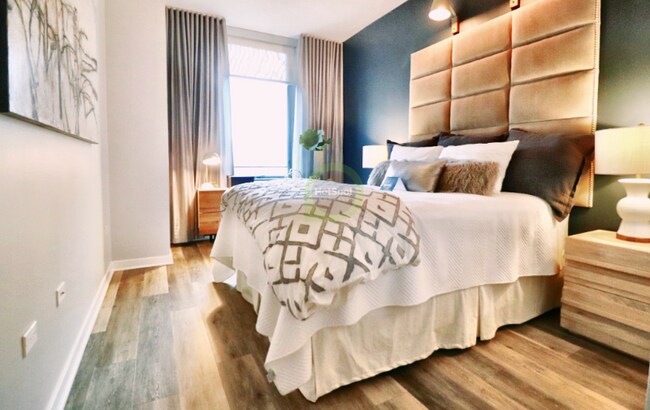 Photo - 449 W Huron St Unidad 3333