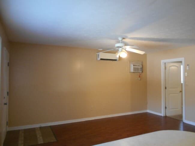Photo - 6218 Blynn Dr Unit 1