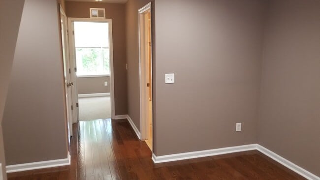 Photo - 1949 N Gratz St Unit B