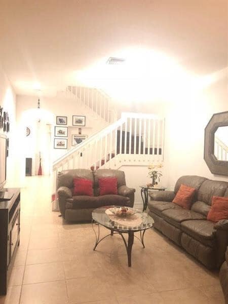 Photo - 6903 Julia Gardens Dr