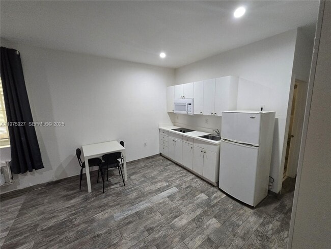 Photo - 1345 Pennsylvania Ave Unit 3A