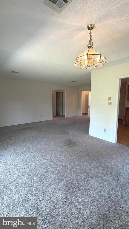 Photo - 62 Chadwick Dr
