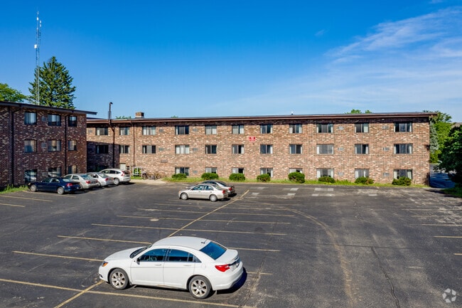 Photo - Regent-West Apartments