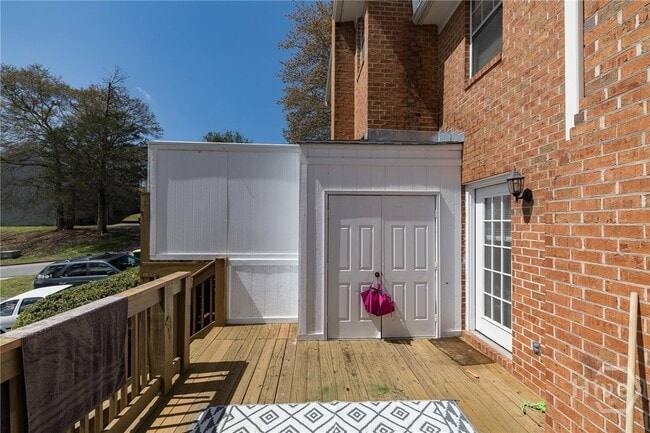 Photo - 156 Sleepy Creek Dr