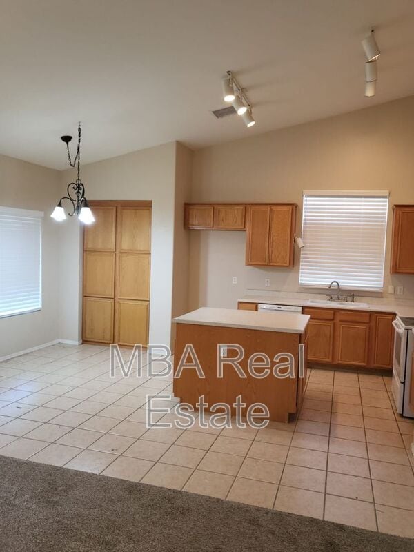 Photo - 277 S Wild Horse Way