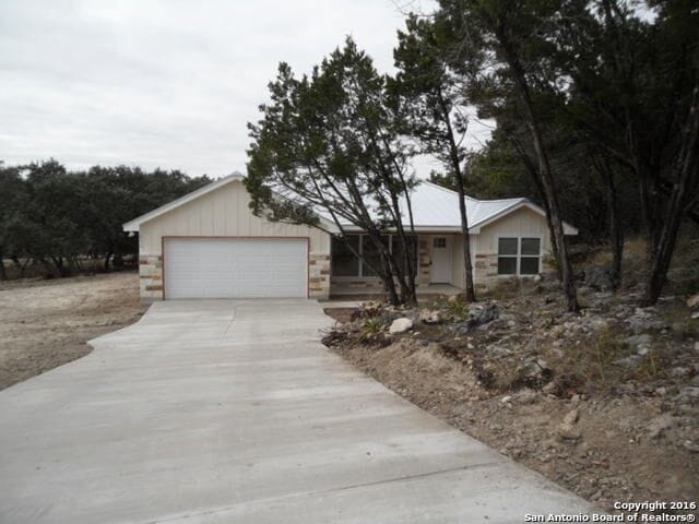 Building Photo - 606 Mockingbird Cove