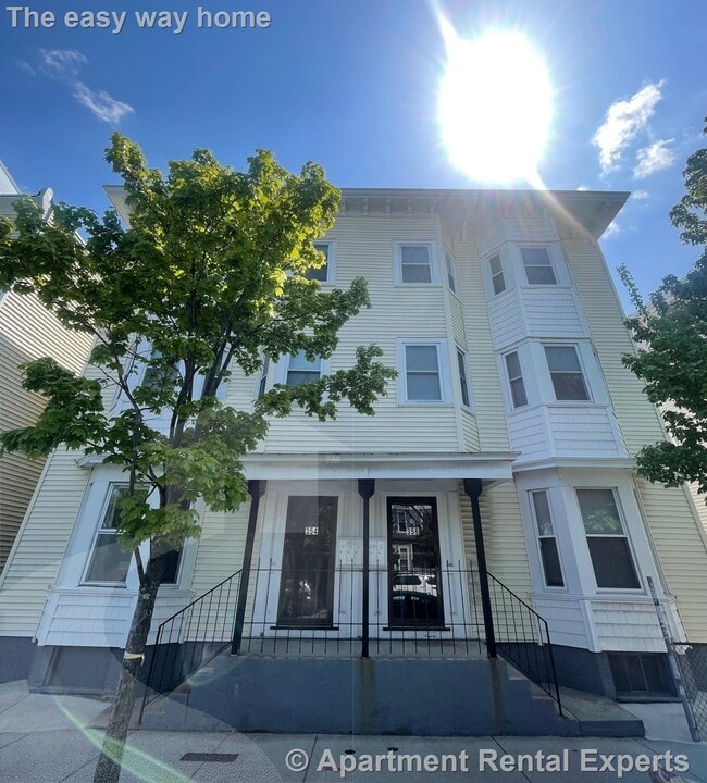 Building Photo - 356 Somerville Ave Unit #3