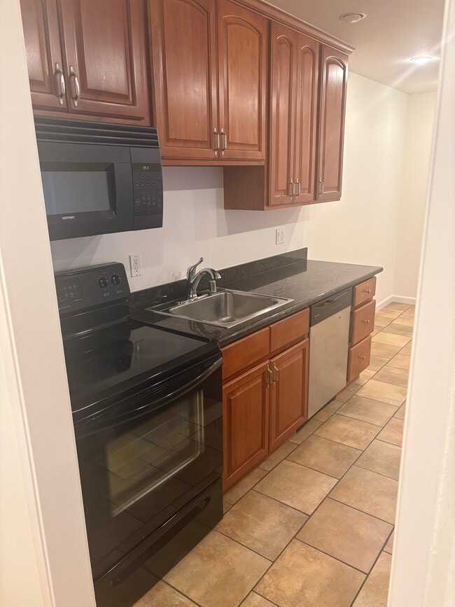 Photo - 3840 Howe St Unit 101