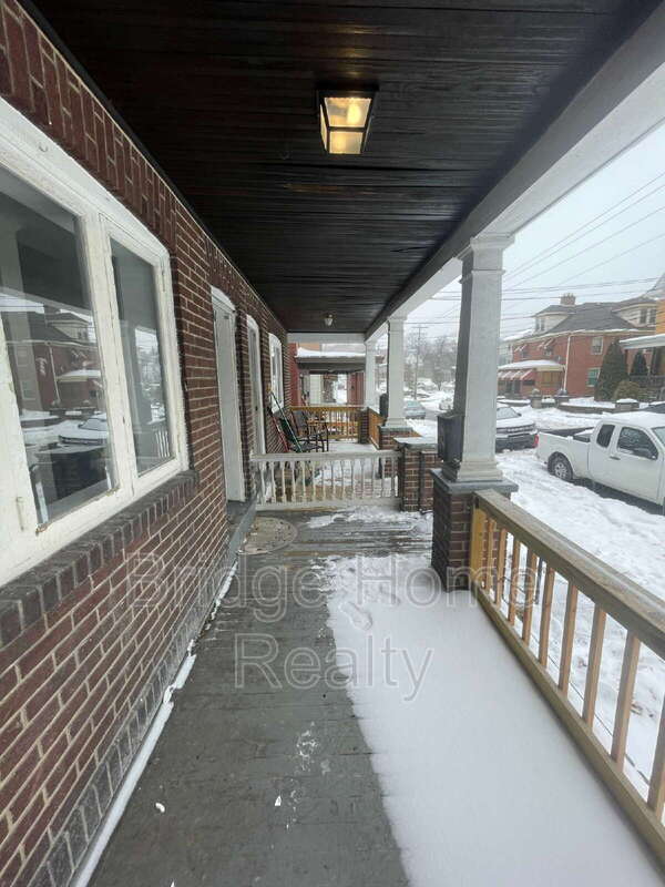 Photo - 136 S Spring Ave