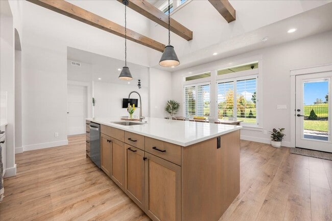 Photo - 3 Bedroom. 2.5 Bathroom House in Nampa