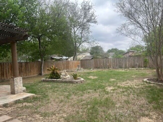 Photo - 4930 Bluff St