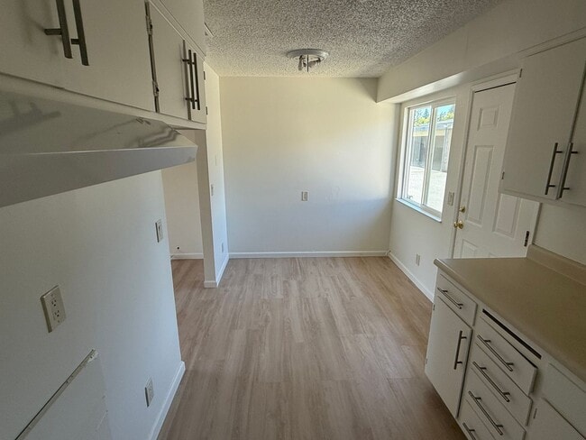 1323 Edwards Ave Unit 1323 Edwards Ave - B