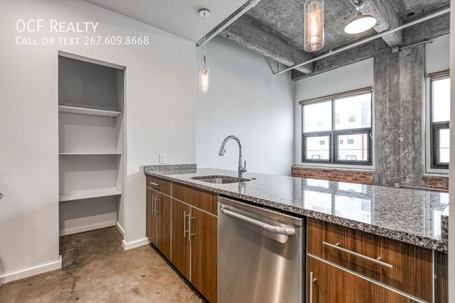 Photo - 4800 Brown St Unit 304