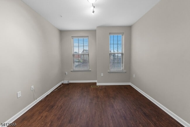 Photo - 1038 Station Rd