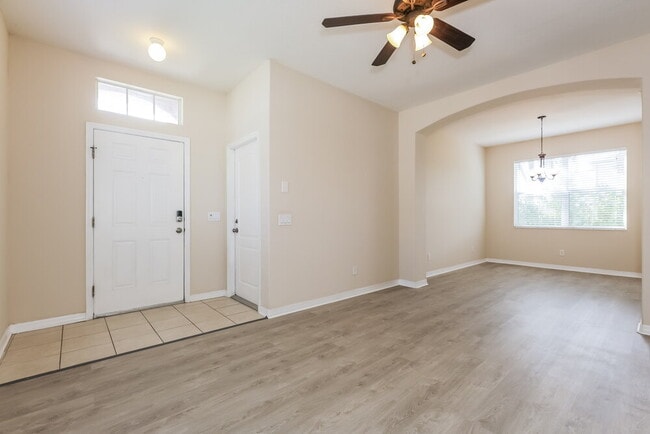 Photo - 3303 61st Terrace E