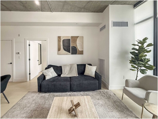 Photo - 1247 N 2nd St Unidad ID1317867P