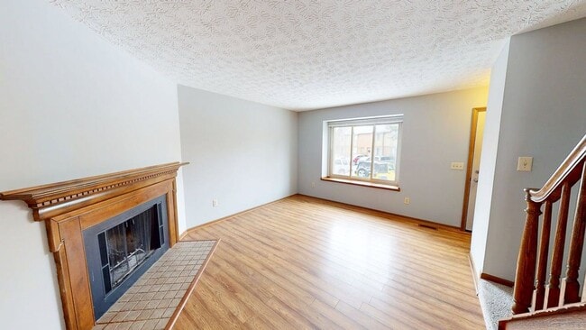 Photo - 6468 Cranston Way