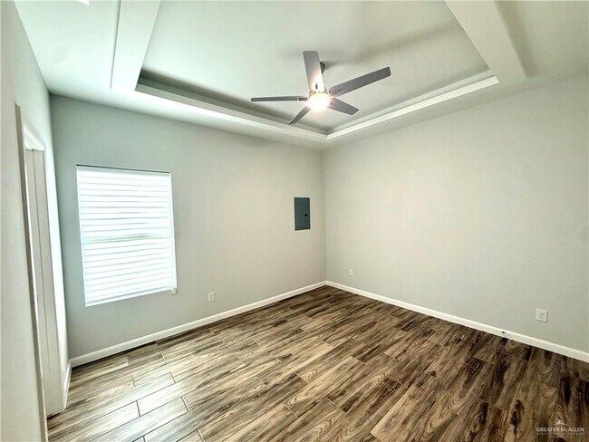 Photo - 11 West Dr Unit 1