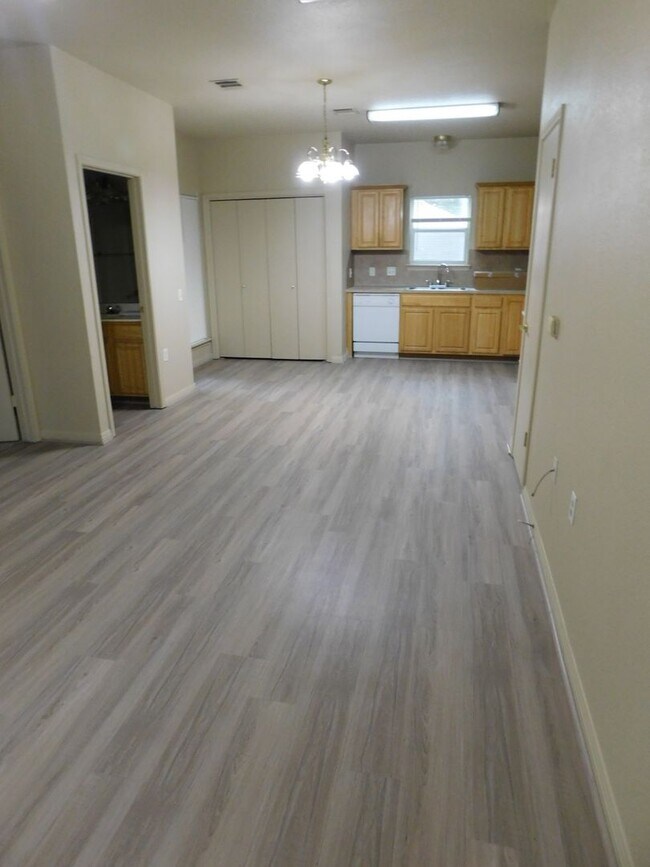 Photo - 1811MAPLE Unit 1811-A MAPLE
