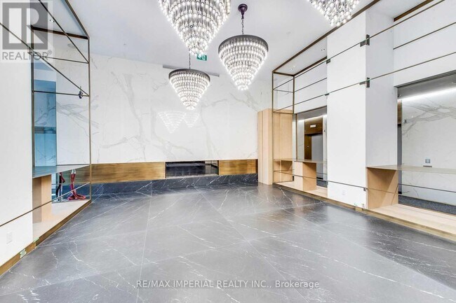 Photo - 77 Shuter St Unit 2708