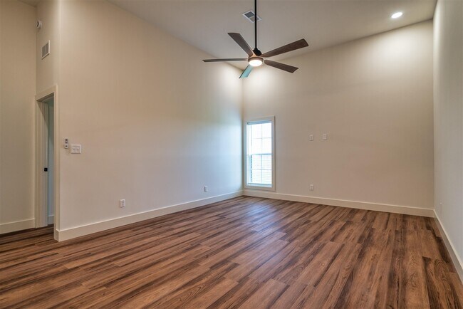 Photo - 108 Quarry Rd