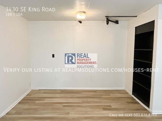 Photo - 3430 SE King Rd