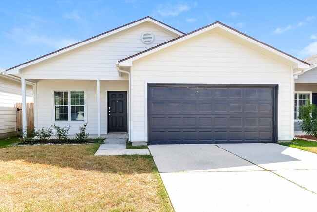 Building Photo - 21319 Sweet Grass Ln Rental