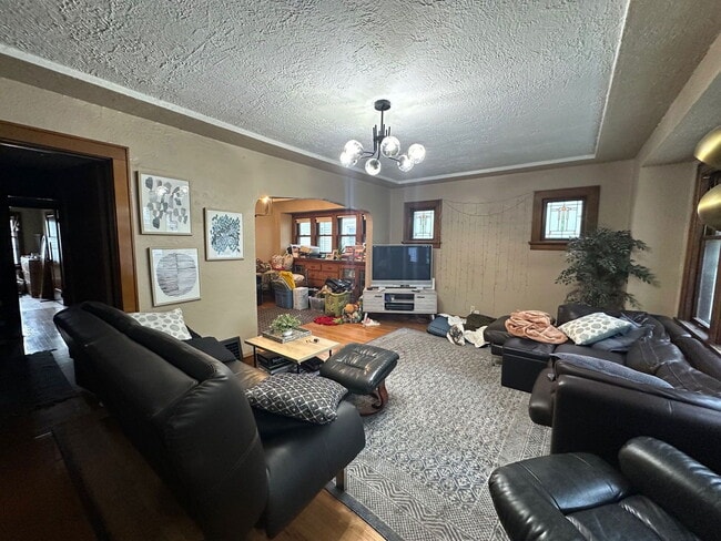 Photo - 3270 S Springfield Ave Townhome