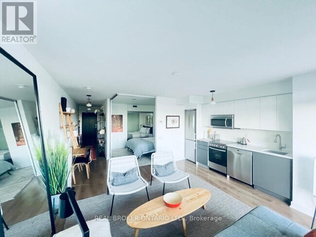 Photo - 78 Tecumseth St. Unit 1112