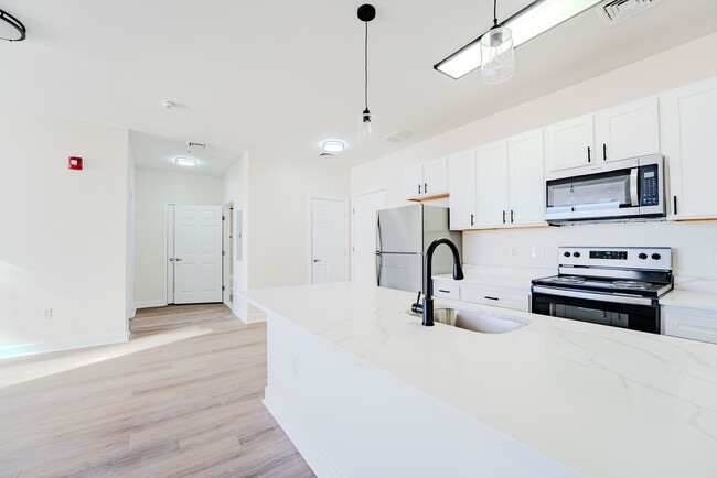 Photo - 333 State Street