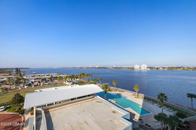 Photo - 241 Riverside Dr Unit 708