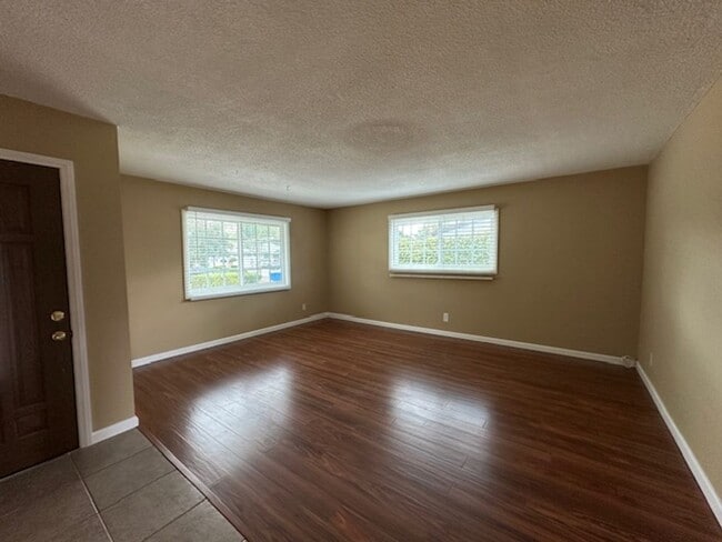 Photo - Stunning 5 bedroom tree lined cul-de-sac street in West Hills