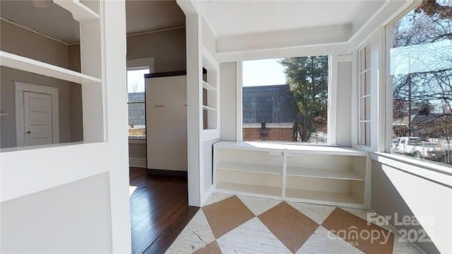 Photo - 428 Hawthorne Ln Unit 1