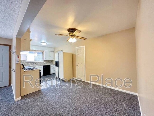 Photo - 2407 S Olympia Ave