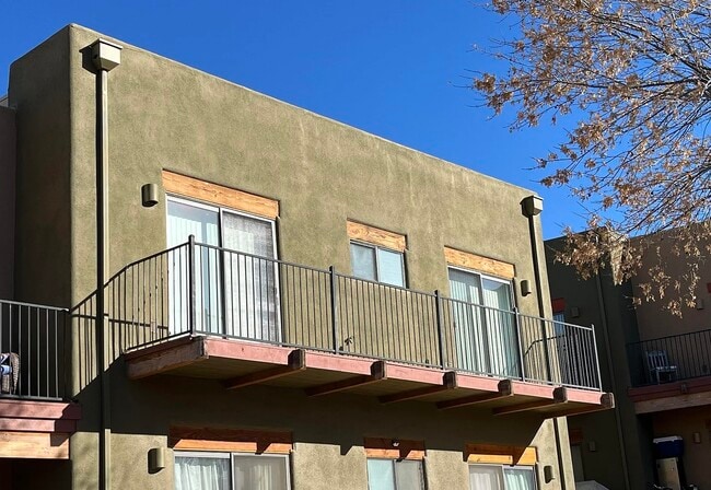 Photo - 4220 N Montezuma Ave Unidad #9