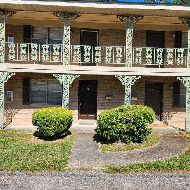 Photo - 1406 Hays St