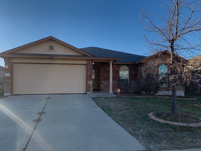 Photo - 5001 Bridgewood Dr