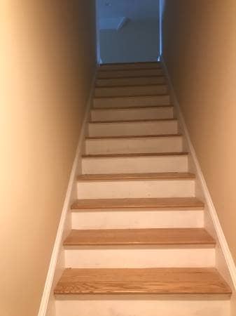 Stairs - 11 Richmond Ave Unit 2