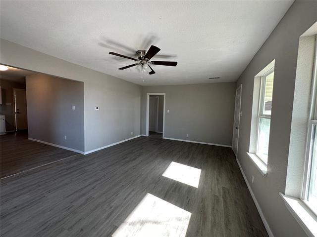 Photo - 717 E Lamberth Rd