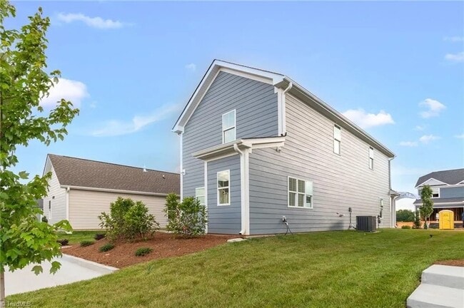 Photo - 1714 Creekline Dr