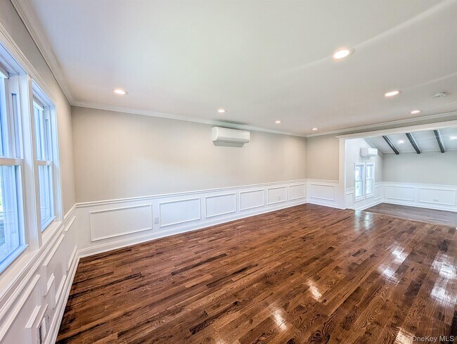 Photo - 12 Somerset Dr