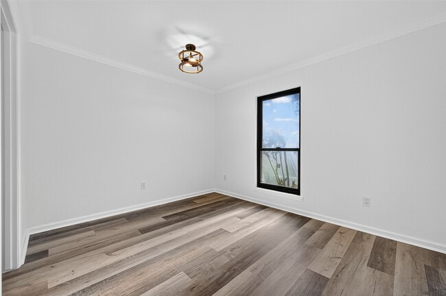 Photo - 17418 Largs Cir