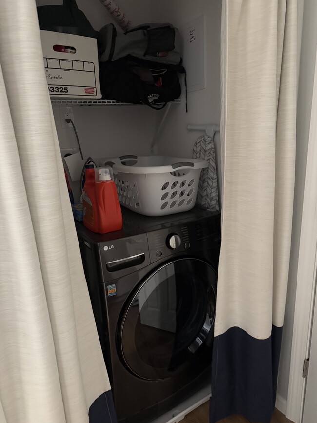 Photo - 8 Judd Sq Unit Apt 2