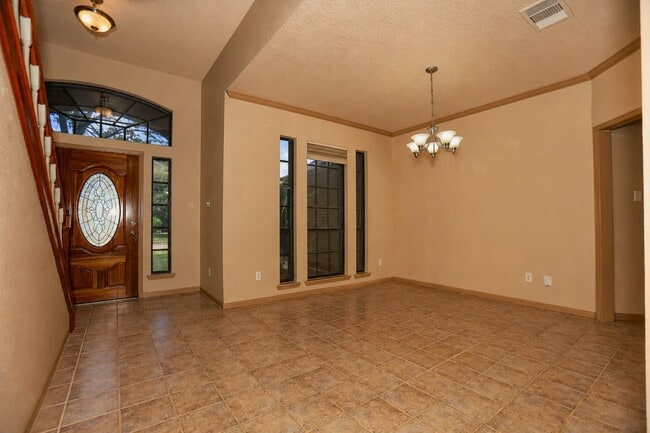 Photo - 112 Portulaca St